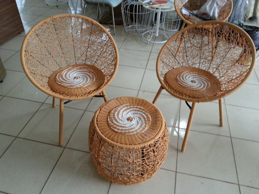Bàn ghế cafe bằng mây được thiết kế rất tinh tế