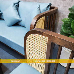 Mẫu ghế cafe gỗ sang trọng