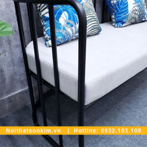Ghế sắt quán cà phê GC93 cận cảnh